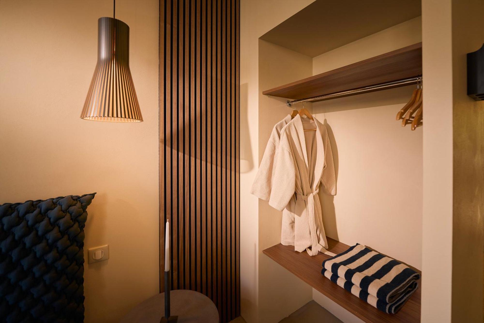 Suite Atypique - Jacuzzi Privatif En Centre Ville De Cognac Buitenkant foto
